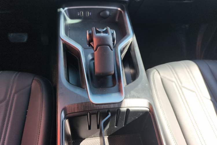 Used Haval H5 2023 2.0T Automatic All-Wheel Drive LinkedIn Gasoline
