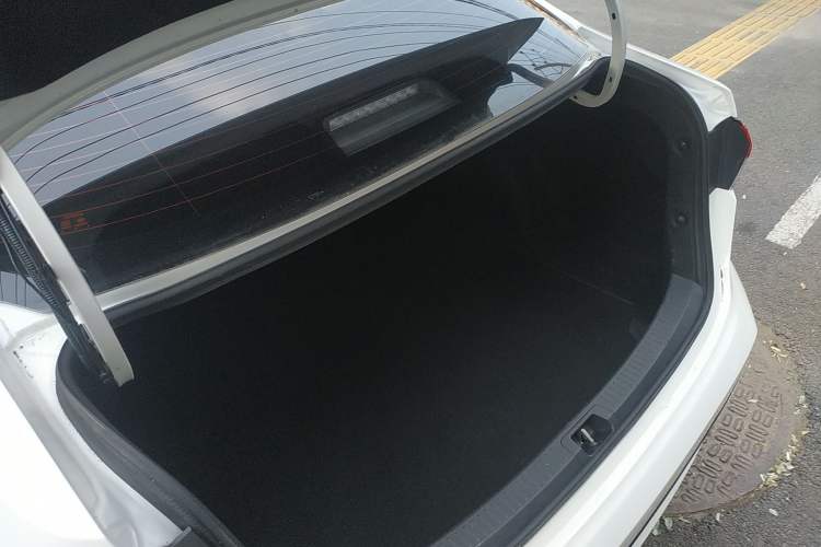 Used Toyota Levin 2022 Facelift TNGA 1.5L CVT Progressive Edition
