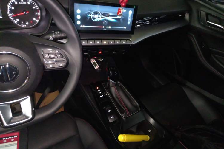 Used MG 5 2023 180 DVVT CVT Fashion Edition
