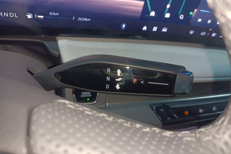 Used Buick GL8 2025 Lu Zun Deluxe Edition