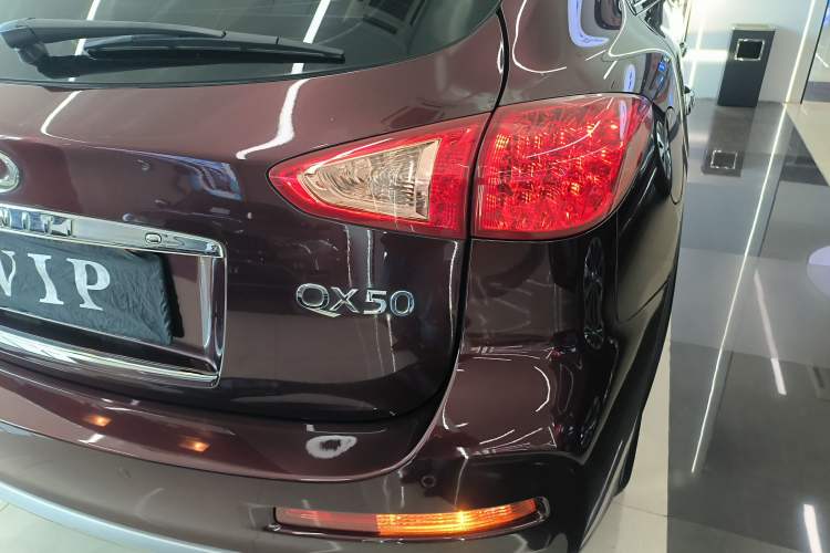 Used Infiniti QX50 2015 2.5L Enjoyment Edition
