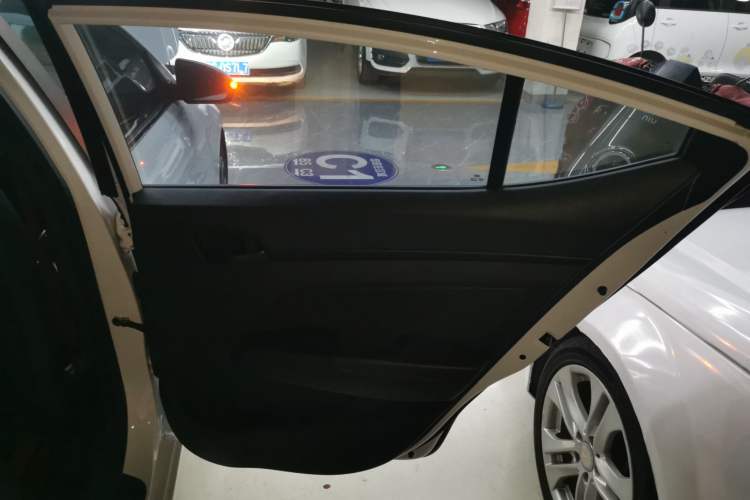 Used Hyundai Elantra 2019 1.4T Dual-Clutch Xuan Dong · Dynamic Model
