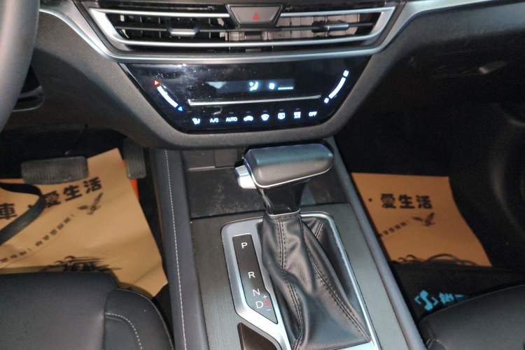 Used Changan CS35PLUS 2021 Honor Million Edition 1.6L CVT Luxury Model
