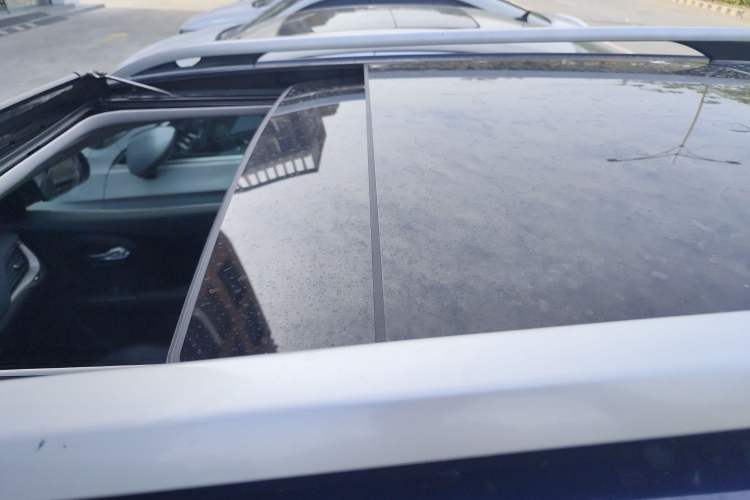 Used  Cherokee 2016 2.4L Leading Edition
