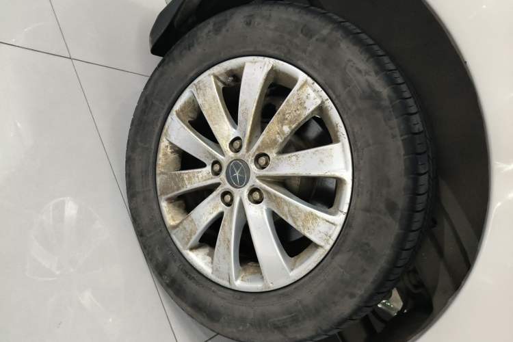 Used  Refine M5 2016 2.0T Gasoline Automatic Business Edition
