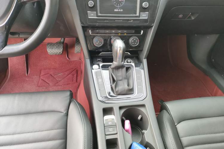 Used Volkswagen Magotan 2019 330TSI DSG Leading Model China VI Standard