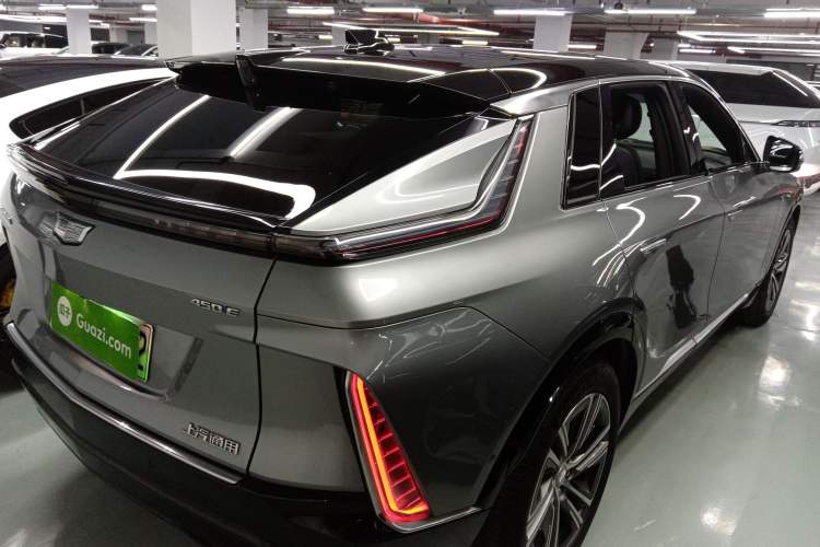 Used Cadillac LYRIQ 2022 Rear-Drive Long-Range Luxury Edition