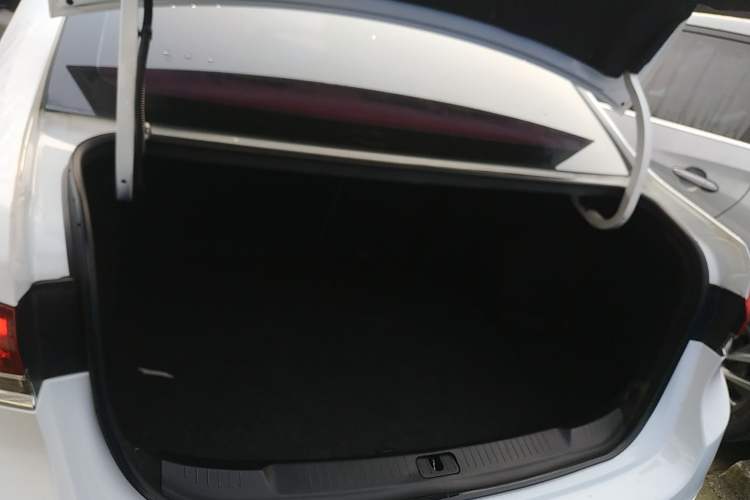 Used Buick GT 2019 15T Dual-Clutch Connected Elite Model China VI
