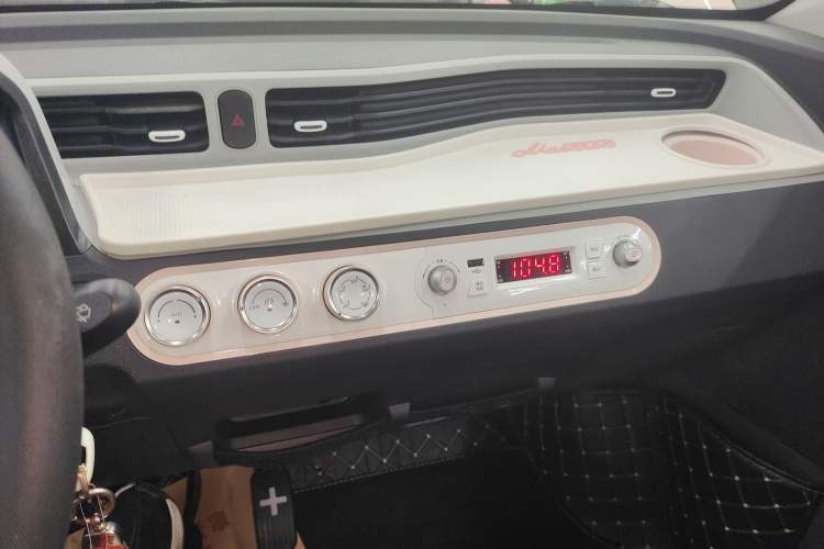 Used Wuling Hongguang MINIEV 2021 Macaron Premium Model – Lithium-NMC