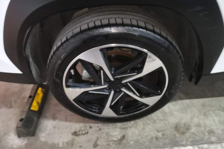 Used  L7 2023 1.5T 115 km Starship
