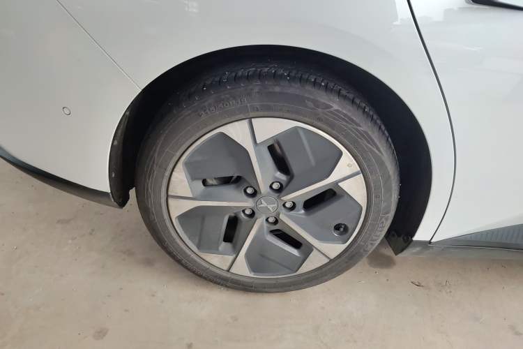 Used XPeng MONA M03 2024 620 with Ultra-Long Range
