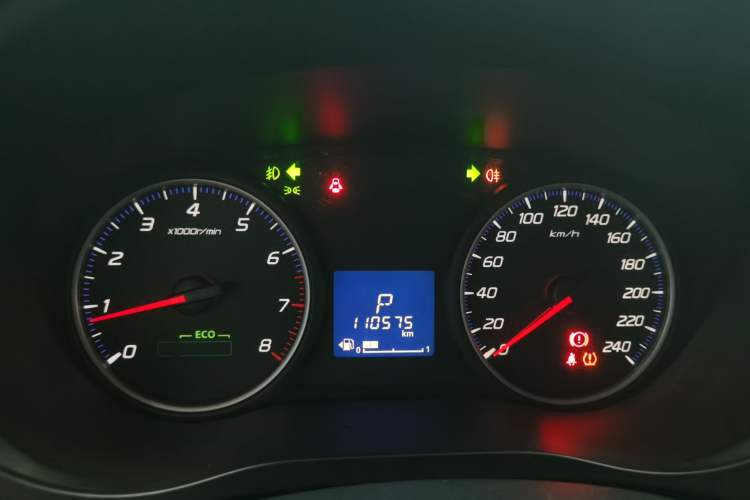 Used Mitsubishi Outlander 2018 2.0L Two-Wheel-Drive Jiale Edition 7-Seater
