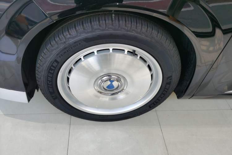 Used Denza D9 2024 DM-i 980 Four-Wheel Drive Prestige Model
