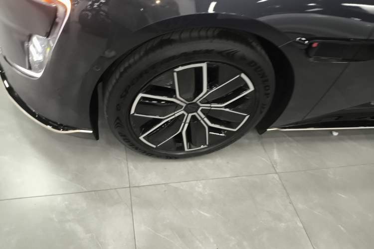 Used  12 2024 650 Three-Laser Four-Wheel Drive Performance Edition
