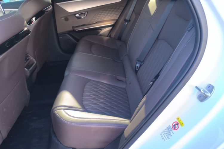 Used BYD Han 2022 EV Genesis Edition 715KM Front-Wheel-Drive Prestige Model
