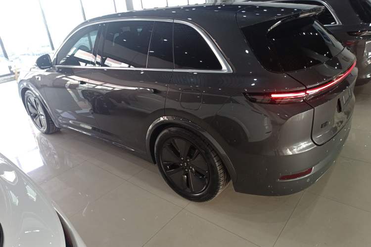 Used Li Auto L7 2024 Pro Model
