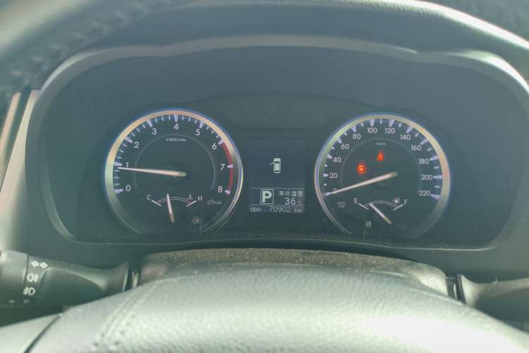 Used Toyota Highlander 2015 2.0T Two-Wheel Drive Luxury Edition 7 Seats
