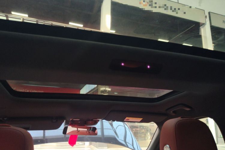 Used Li Auto L8 2023 Pro Model
