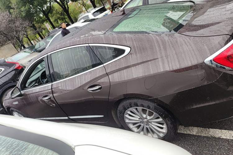 Used Buick LaCrosse 2018 28T Elite Edition
