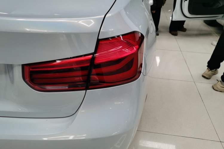 Used BMW 3 Series 2018 320i M Sport Package
