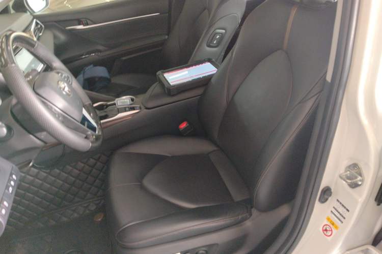 Used Toyota Camry 2018 2.0G Luxury Edition