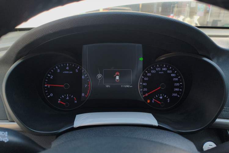 Used Kia K5 2017 2.0L Automatic 15th Anniversary Special Edition LUX
