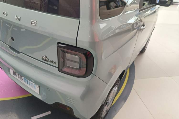 Used  Panda 2025 210km Panda Rider