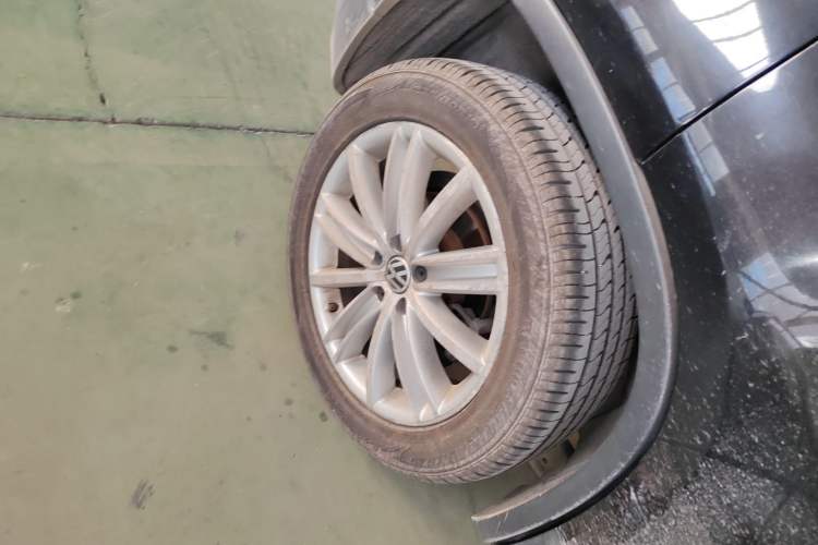 Used Volkswagen Tiguan 2012 2.0 TSI Automatic All-Wheel Drive Flagship Edition