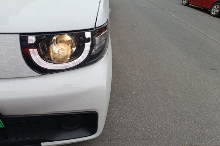 Used Chery QQ Ice Cream 2022 170km Sundae Phosphate Lithium-Ion
