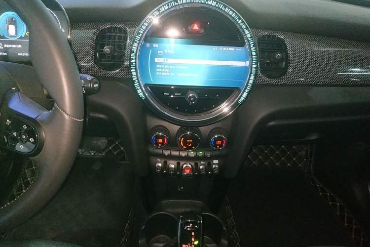 Used  MINI 2022 Updated 1.5T COOPER Classic Edition