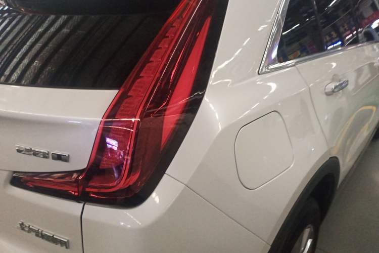 Used Cadillac XT4 2021 28T Two-Wheel Drive Luxury Version
