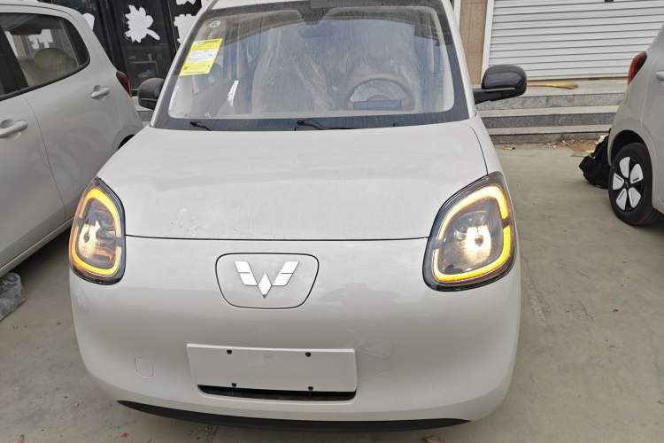 Used Wuling Hongguang MINIEV 2025 Four-Door Version Advanced Edition
