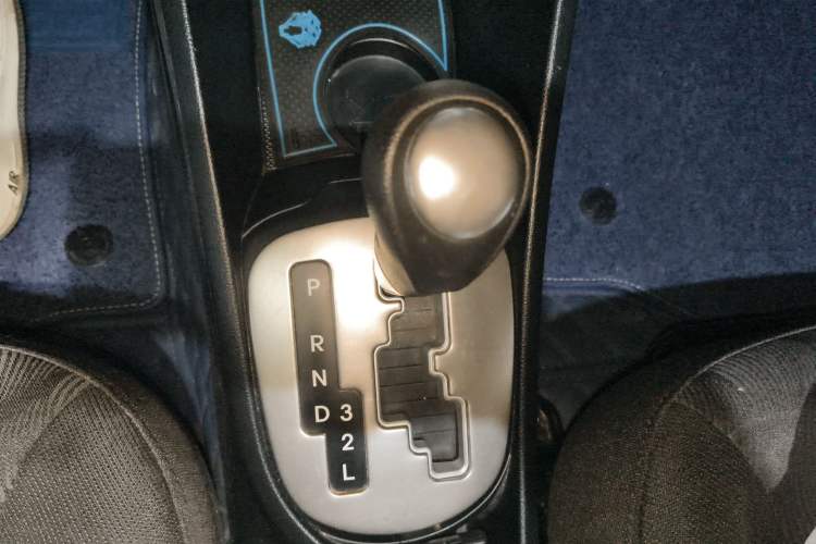 Used Kia K2 2015 Sedan 1.4L Automatic GLS
