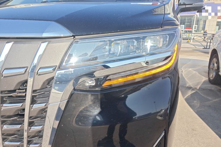 Used Toyota Alphard 2019 Dual-Engine 2.5L Luxury Edition

