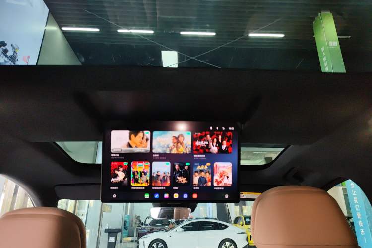 Used ONVO Luxeed L90 2025 Model—Ultra Six-Seater Version
