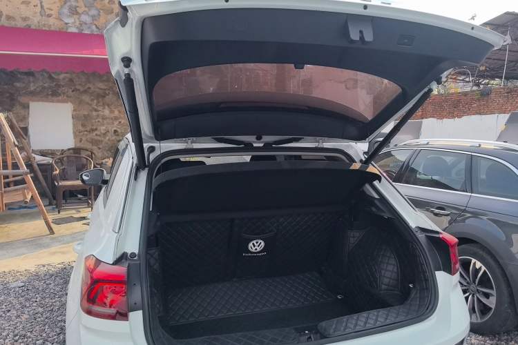 Used Volkswagen T-ROC 2020 280TSI DSG Two-Wheel Drive Comfort Version
