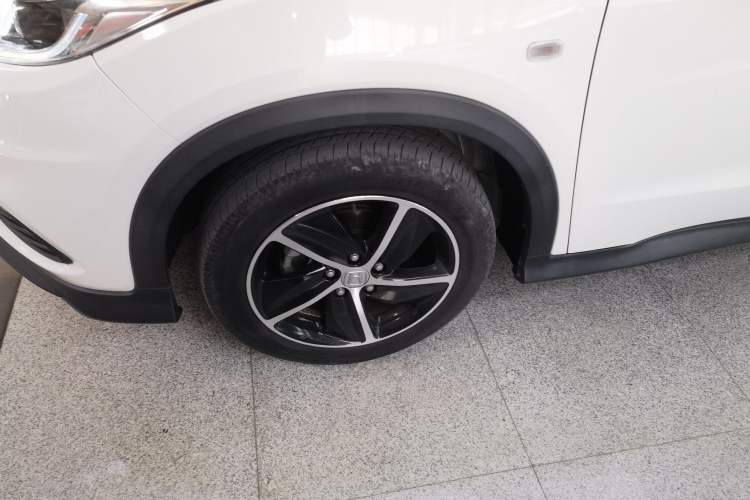 Used Honda Vezel 2020 1.5L CVT Pioneer Edition