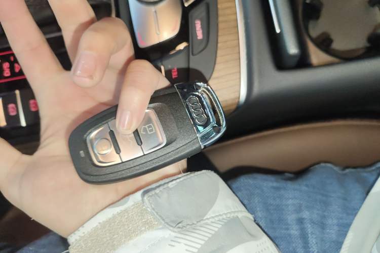 Used Audi A6L 2018 30th Anniversary Edition 30 FSI Style Model
