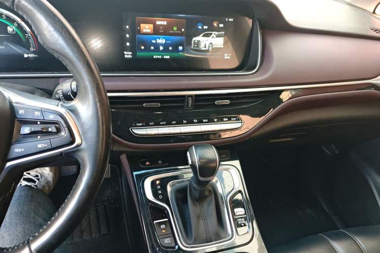 Used GAC Trumpchi M6 2023 PRO 270T DCT Luxury Edition