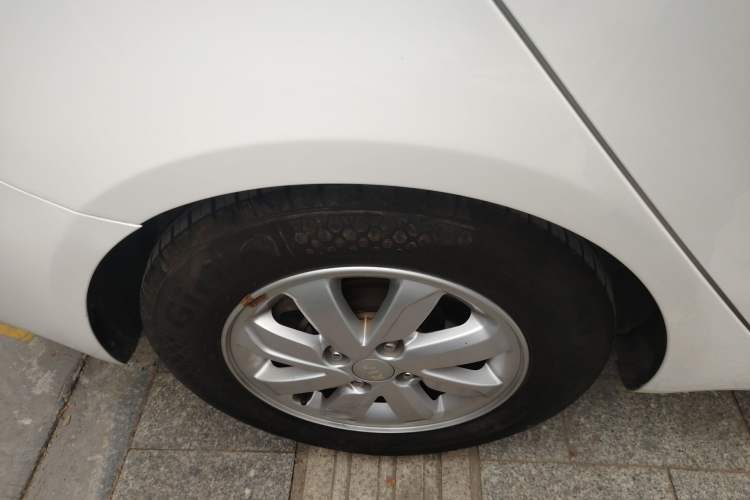 Used Kia K2 2015 Sedan 1.4L Automatic GLS
