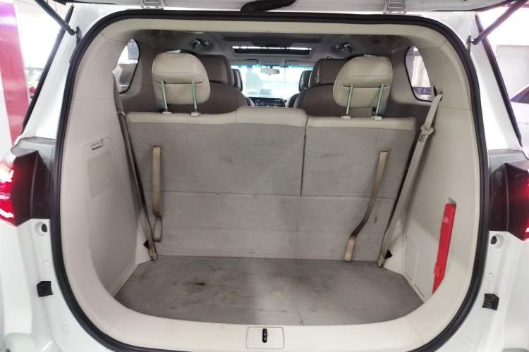 Used Buick GL8 2022 ES Landtrek 653T Comfort Edition
