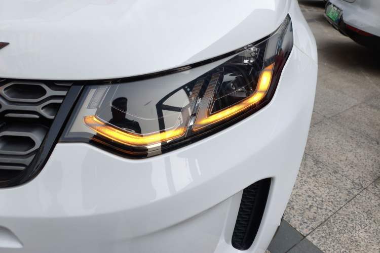 Used Land Rover Discovery Sport 2020 249 PS R-Dynamic Performance Tech Edition 7 Seats