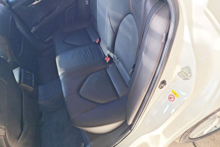 Used Toyota Camry 2018 2.0G Luxury Edition