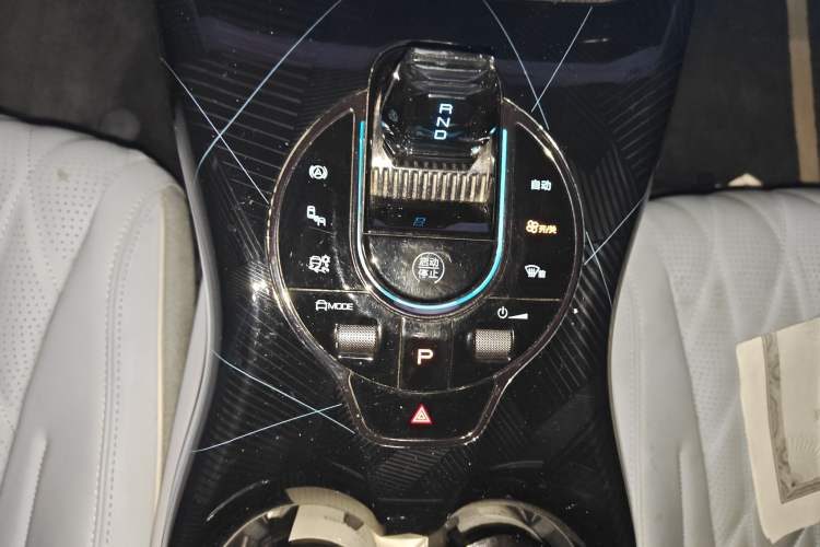 Used BYD Seal 2022 550 km Standard Range Rear-Wheel Drive Prestige Version