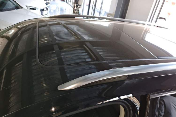 Used Volkswagen Tiguan L 2023 330TSI Automatic Two-Wheel Drive R-Line Enjoyment Edition
