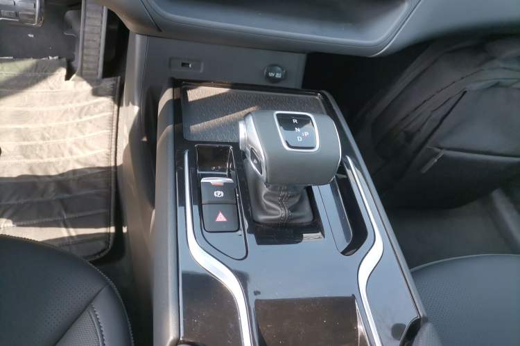 Used Hongqi E-QM5 2023 Revised Version Basic Travel Edition
