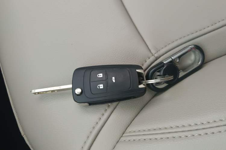 Used Buick GT 2019 15T Manual Elite Version China VI Standard
