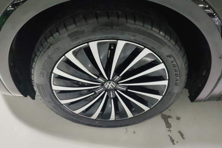 Used Volkswagen Viloran 2023 380TSI Prestige Edition
