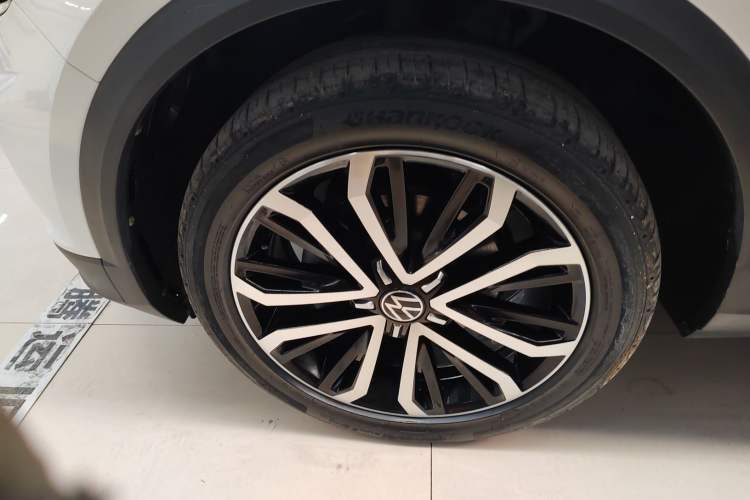 Used Volkswagen T-ROC 2021 Revised Version 280TSI DSG Two-Wheel Drive Comfort & Smart Connectivity Edition
