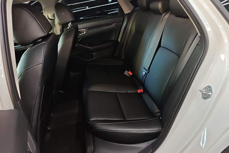 Used Honda Civic 2022 240TURBO CVT Dynamic Edition
